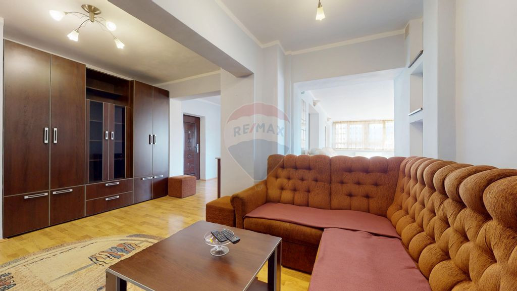 Apartament 3 Camere de închiriat în zona ITC!