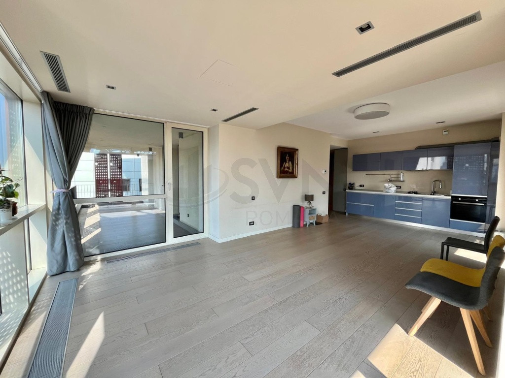 Apartament spatios 3 camere Ultracentral I Victoriei