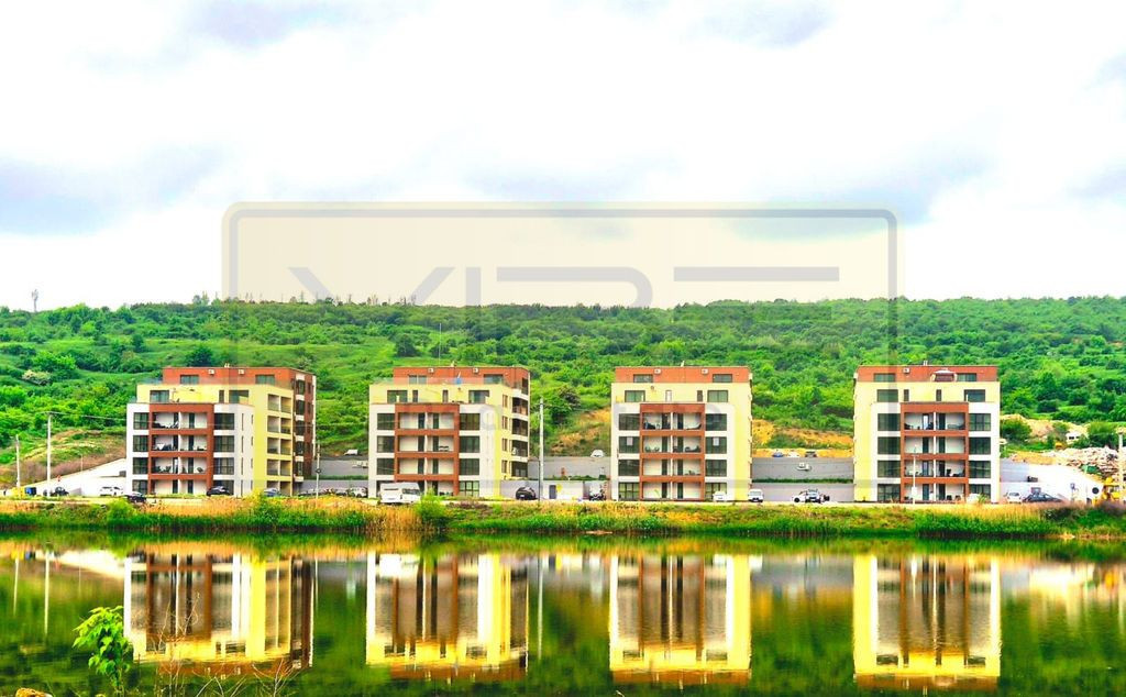 Apartament NOU 2 camere - malul lacului Aroneanu