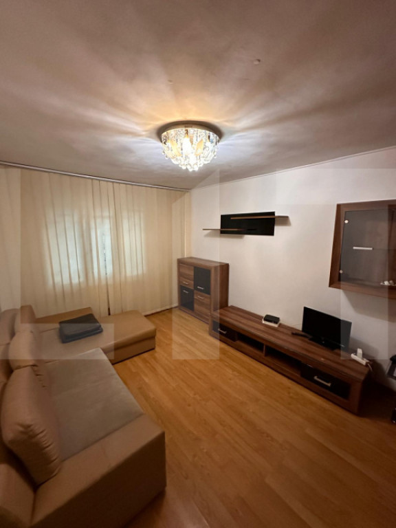 Apartament de vanzare, 2 camere, 36 mp, zona Drumul Taberei