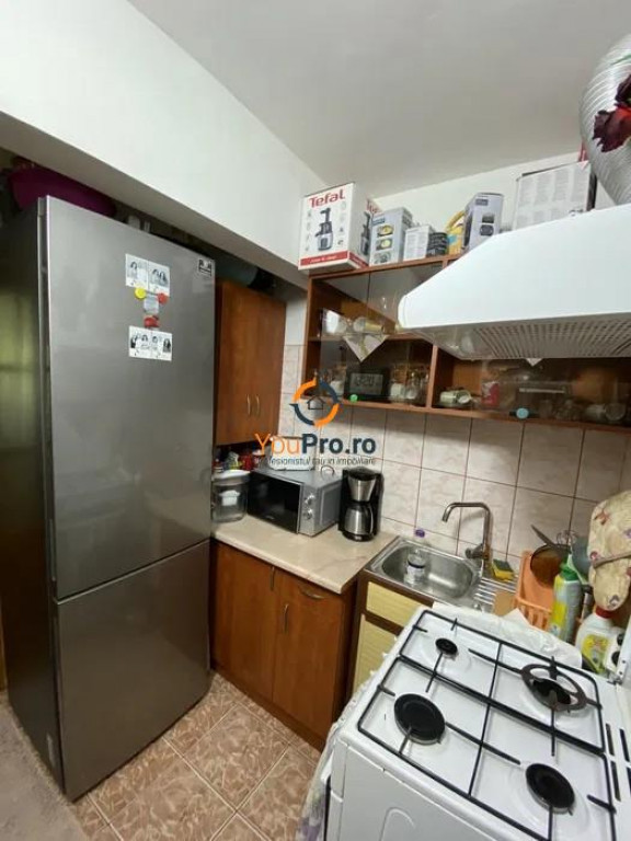 Garsoniera etaj 1 zona Buziasului