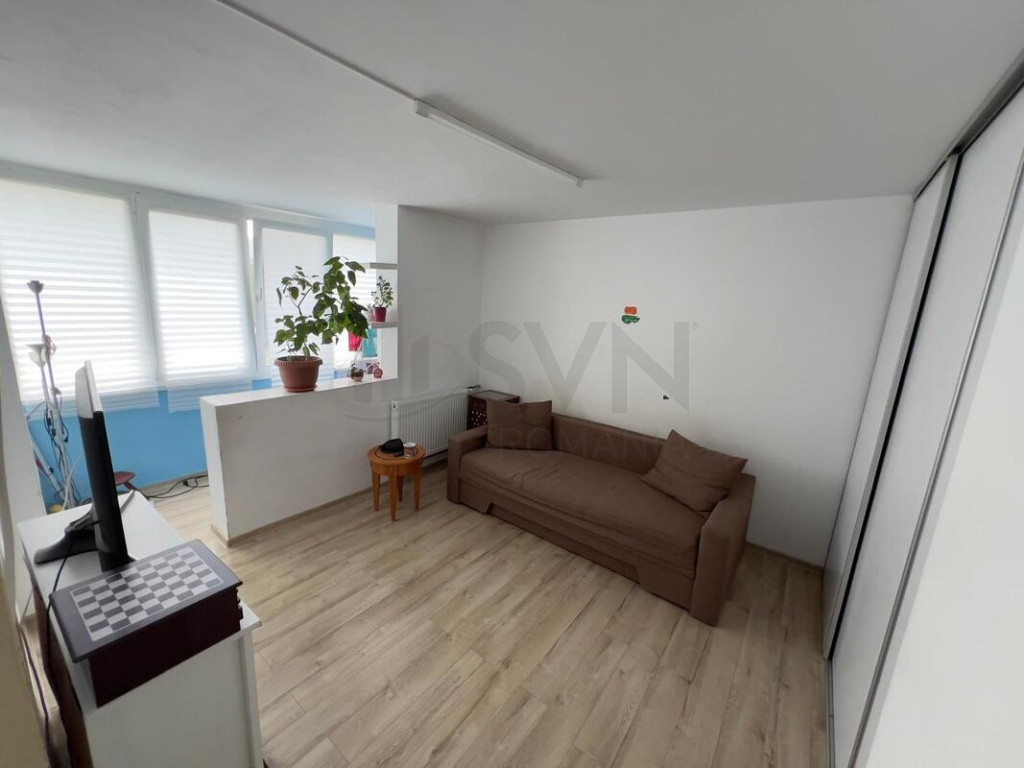 Apartament 3 camere de Politehnica