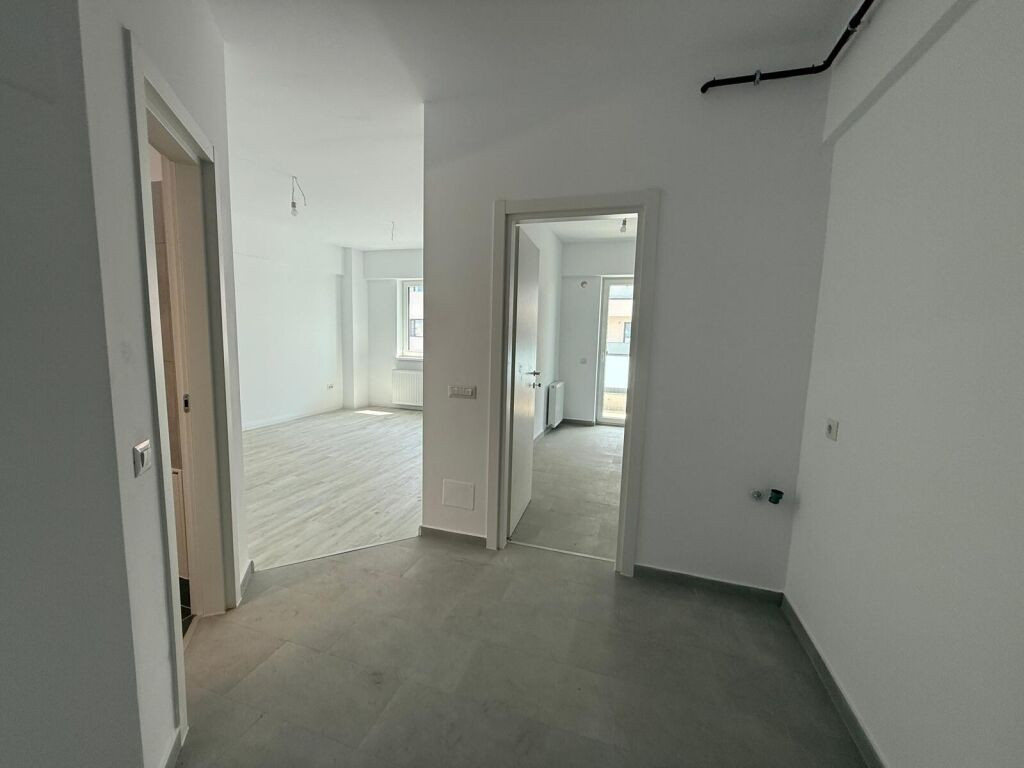 CENTRAL, APARTAMENT NEMOBILAT, CU LOC DE PARCARE SUBTERAN