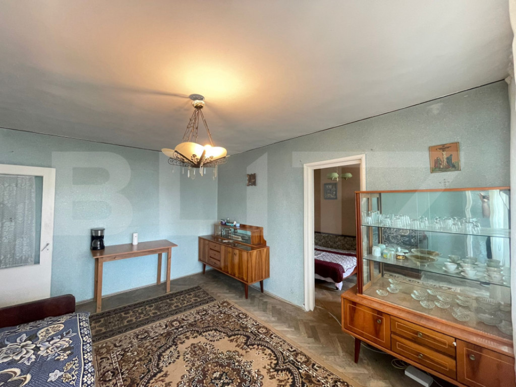 Apartament de vanzare, cu 2 camere, 38 mp, zona Niela