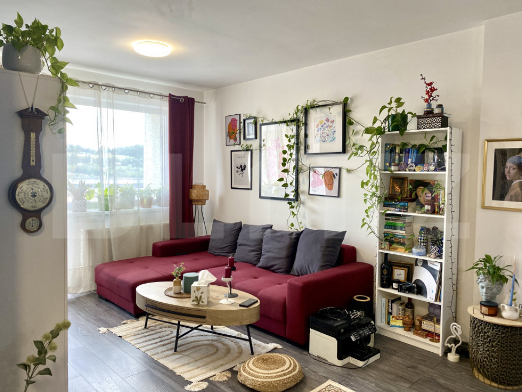 Apartament modern 2 camere, semidecomandat, dressing, 56 mp,