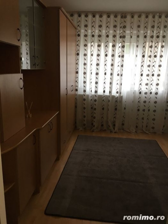 1 camera in zona Take Ionescu