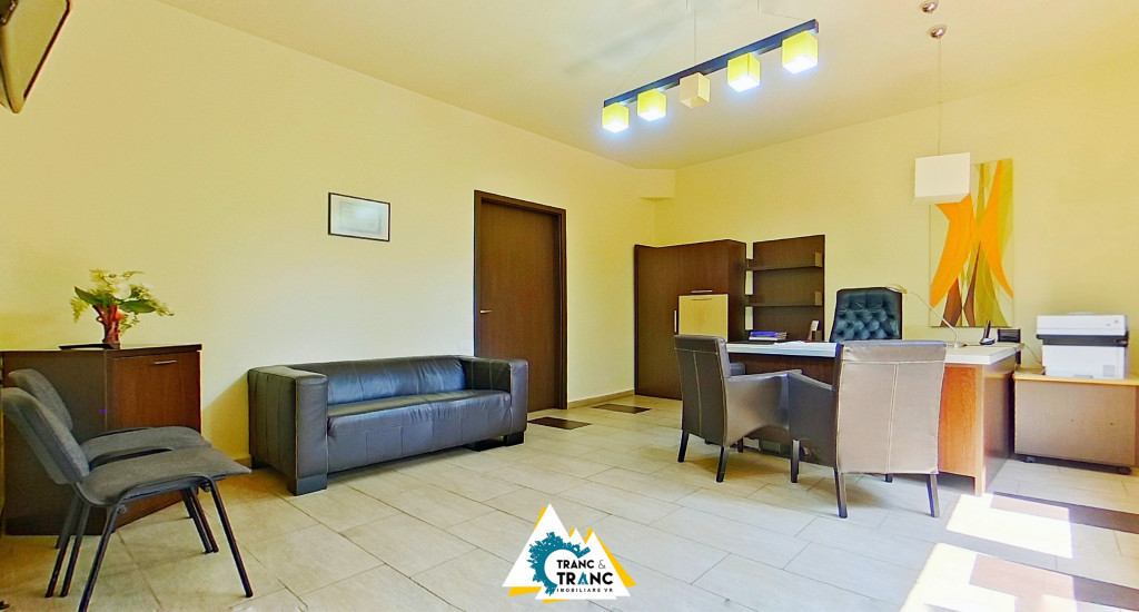 Spațiu de birou cu 4 camere, în zona centrală din Arad