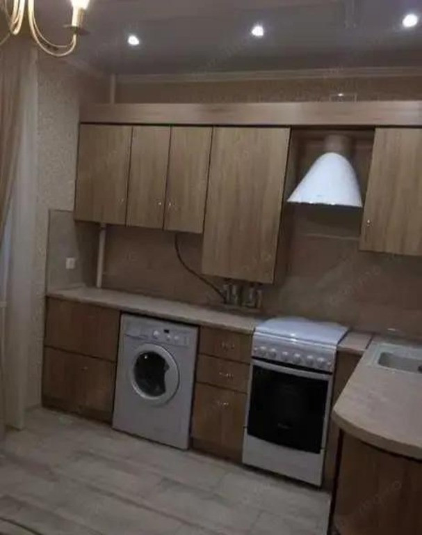 Garsoniera in zona Izvor