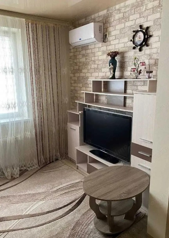 Garsoniera in zona Izvor