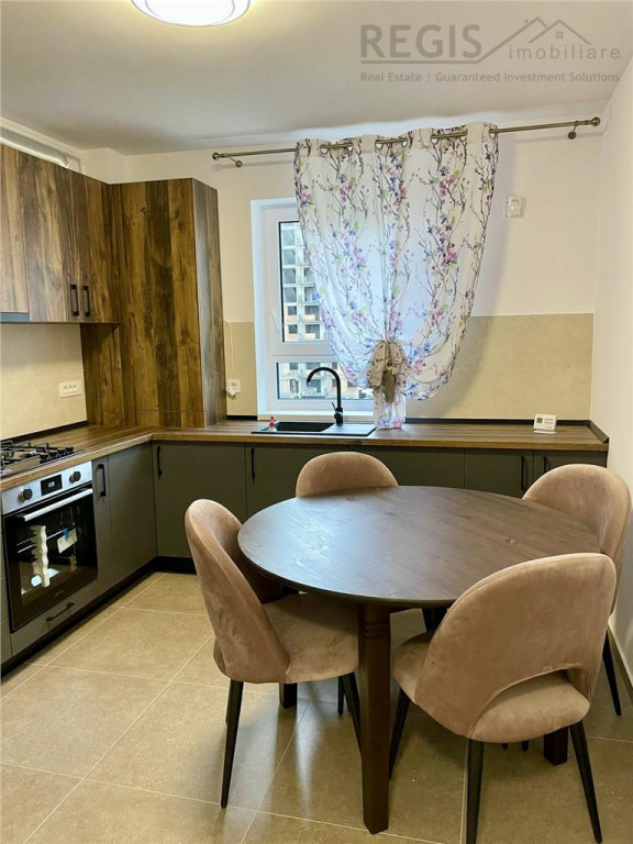 Garsoniera, Casa Nobel, prima