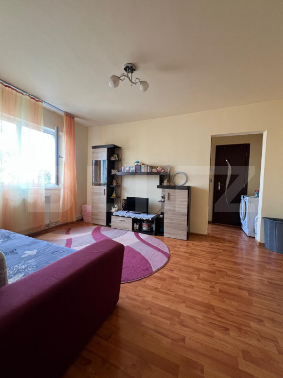 Apartament cu 2 camere, 35,60mp, semidecomandat, zona Kaufla
