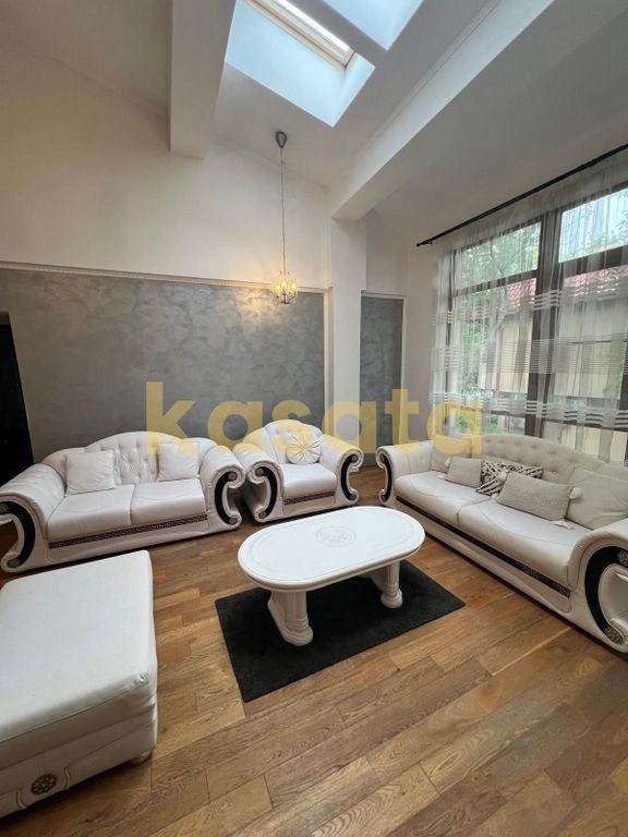 Apartament de tip loft de Închiriat în Baneasa-Descoper...