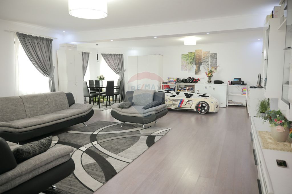 Casa de vanzare FERMELOR 6 camere