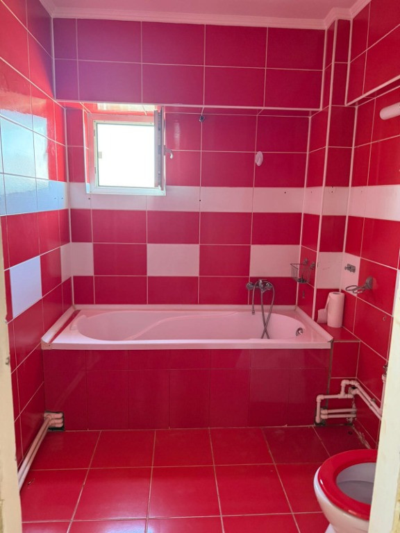 Apartament 2 camere Buzaului etaj 4/6,Liber