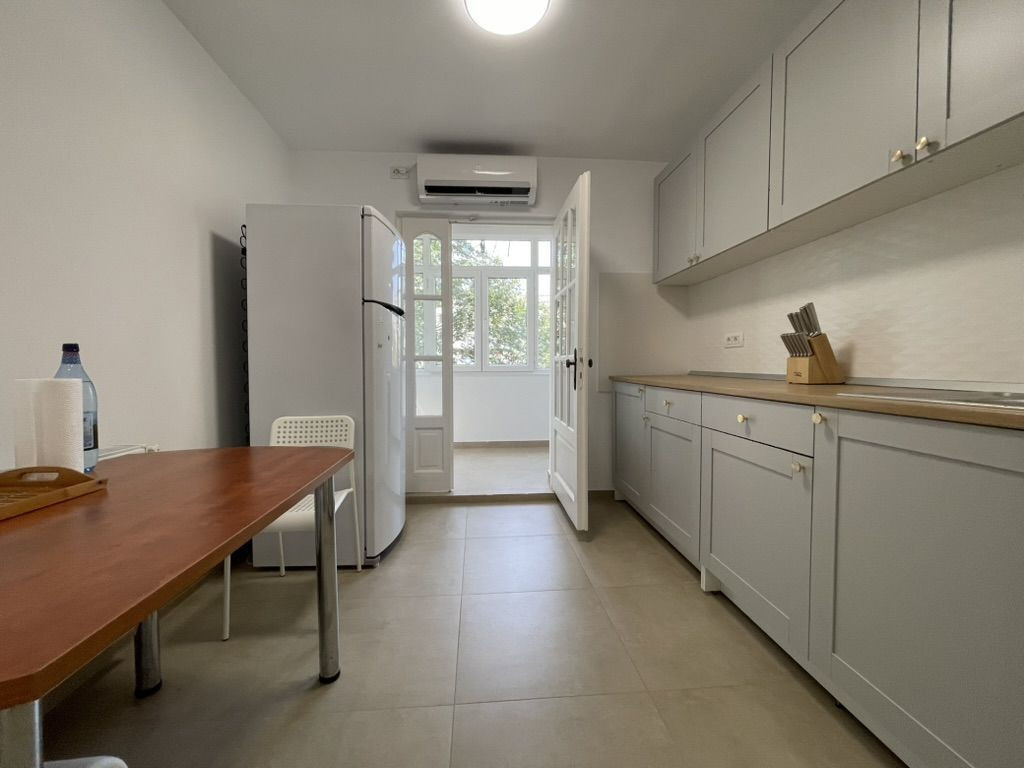 BERCENI | Aparatorii Patriei | Chirie 2 Camere Renovat + ...