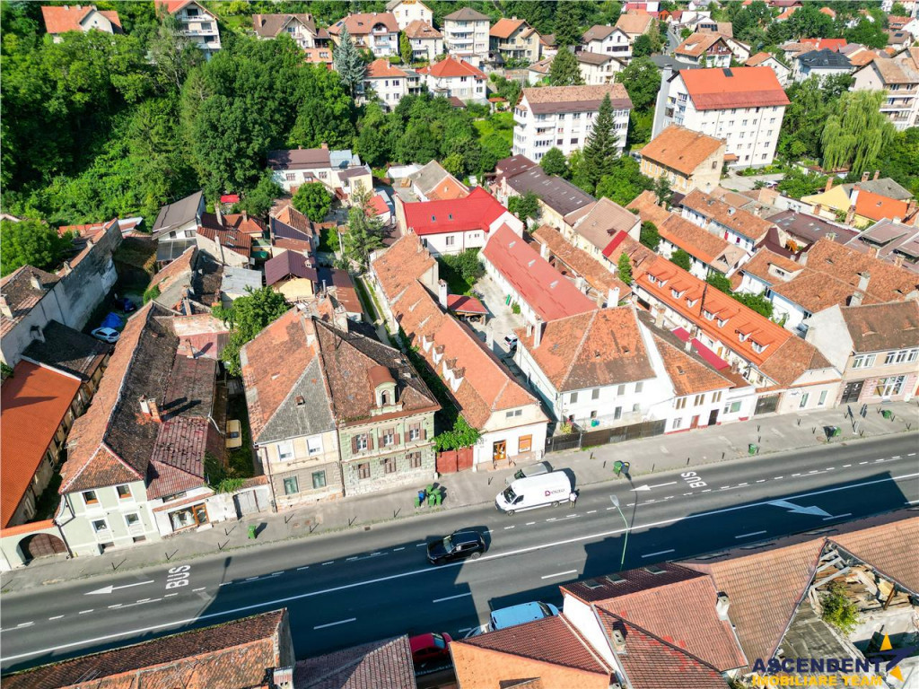 FILM!Apartament 2 camere decomandate, parter, in casa,curte