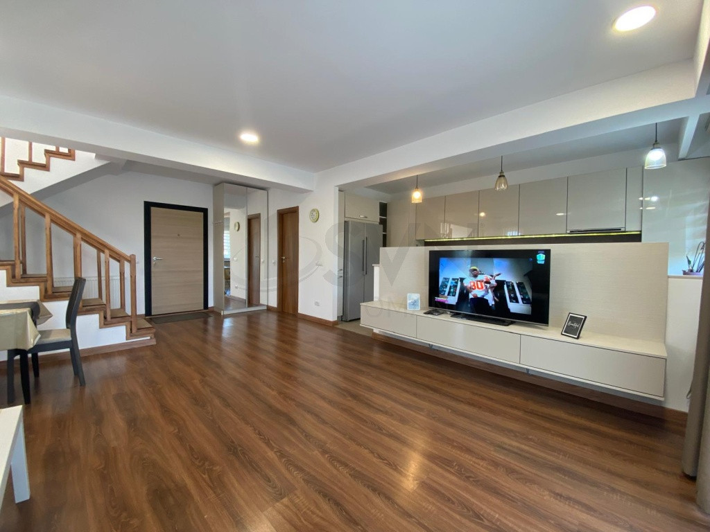 Vila cu 5 camere in Otopeni