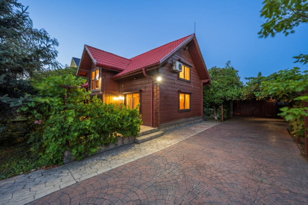 AUTOSTRADA SOARELUI - FUNDULEA, CASA 100 MP UTILI, LOT 2000