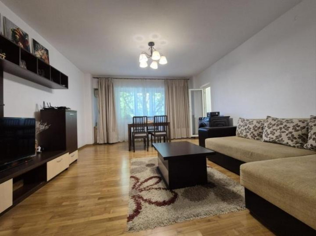 Apartament 3 Camere Calea Calarasi - Piata Muncii