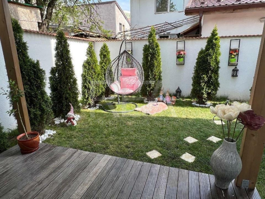 Oaza ta urbană: 3 camere, curte privată, 2 parcări, 8 min