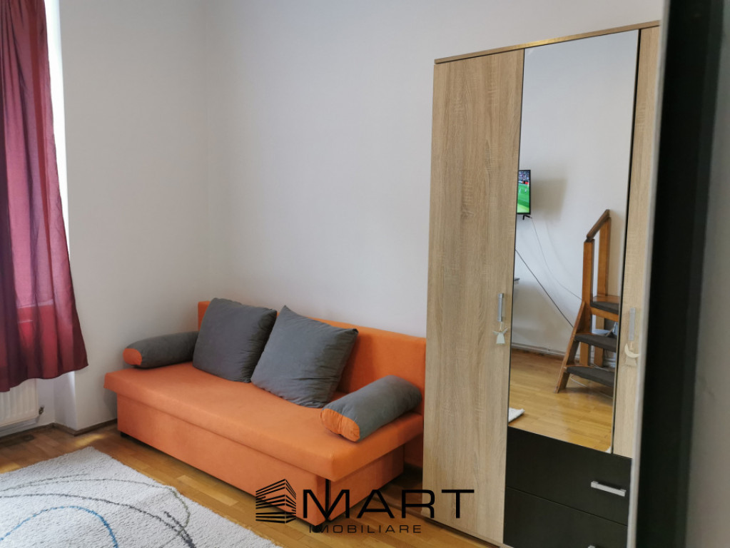 Garsoniera de vanzare centrul istoric Brasov