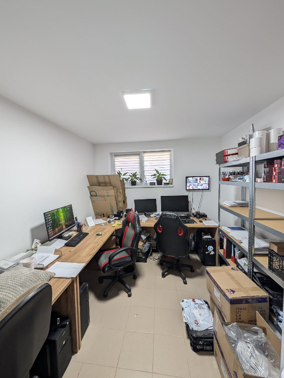 Apartament cu 2 camere finisat, posibilitate comercial, zona Teilor