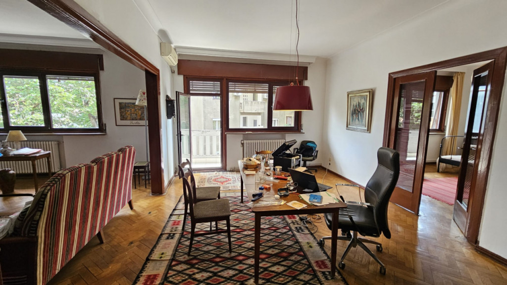 Lascar Catargiu ap de 126 mp + garaj + boxa