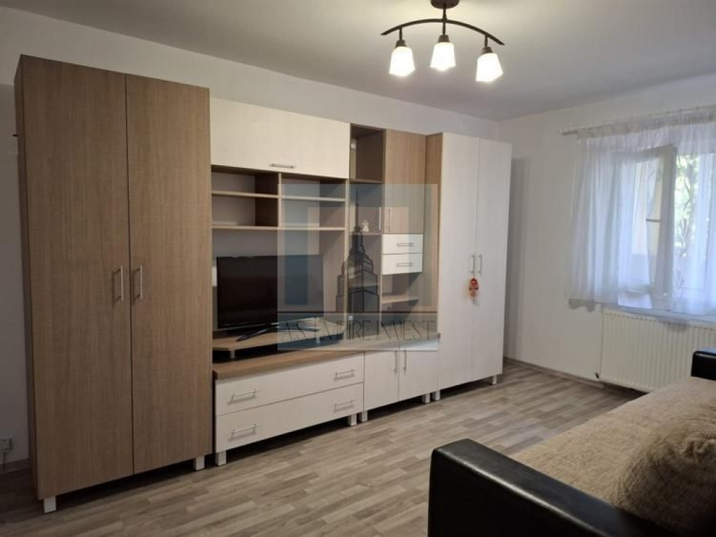 De inchiriat apartament 2 camere + 2 locuri parcare + beci