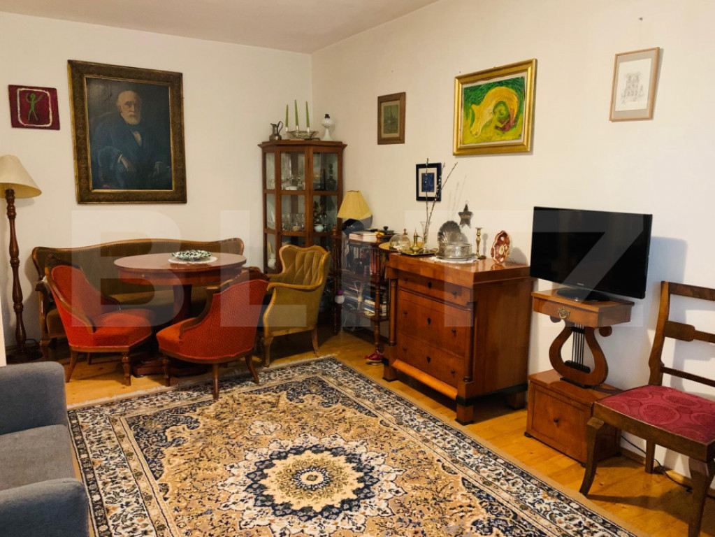 Apartament decomandat, 2 camere, zona Tudor