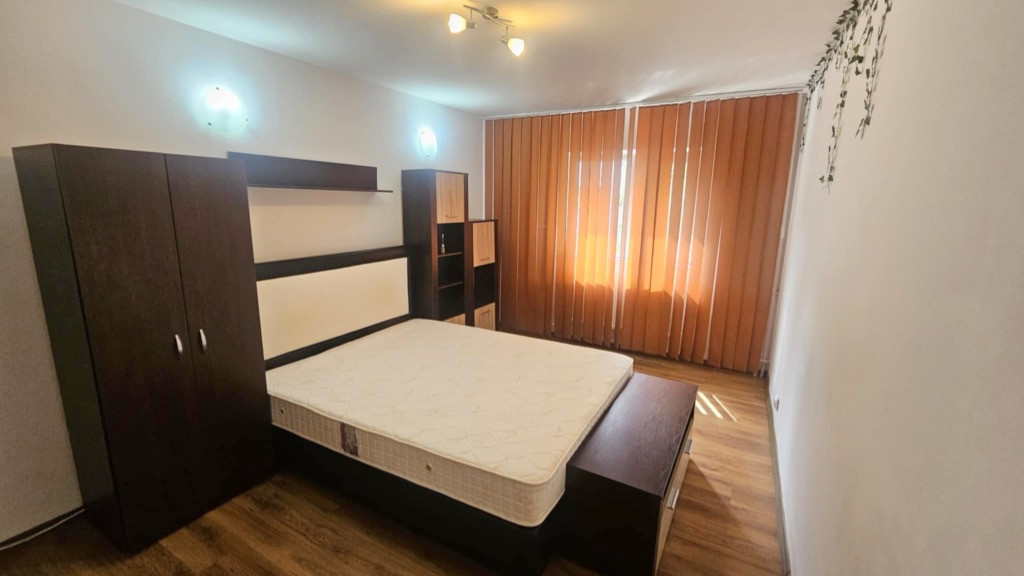 Inchiriere apartament 3 camere D, in Mircea,