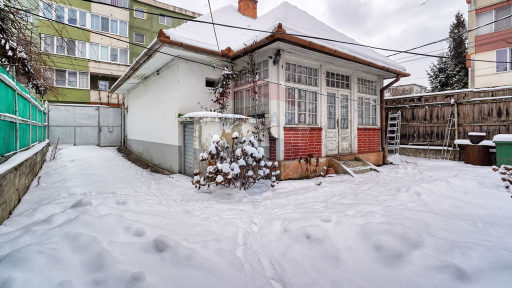 Casă de vânzare în zona Astra