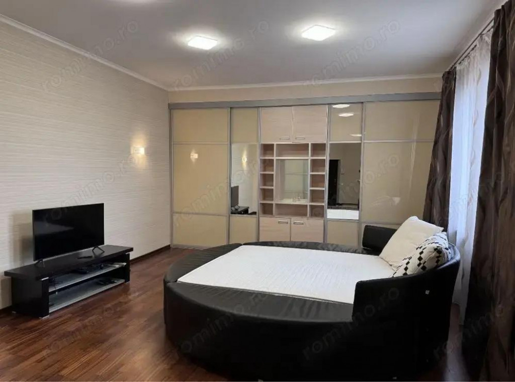 Garsoniera in zona Piata Unirii