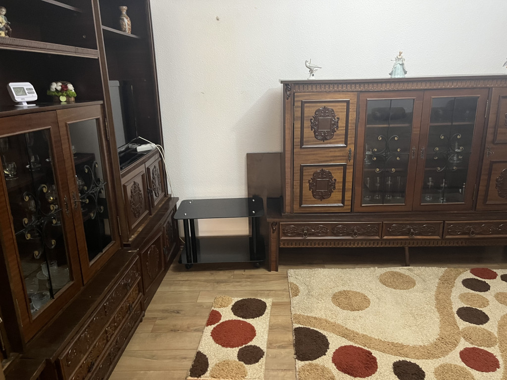 Apartament 3 camere centru la Big
