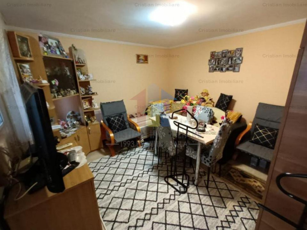 Casa BUNA 2 camere 62mp utili si 80mp teren, zona Piata Sara