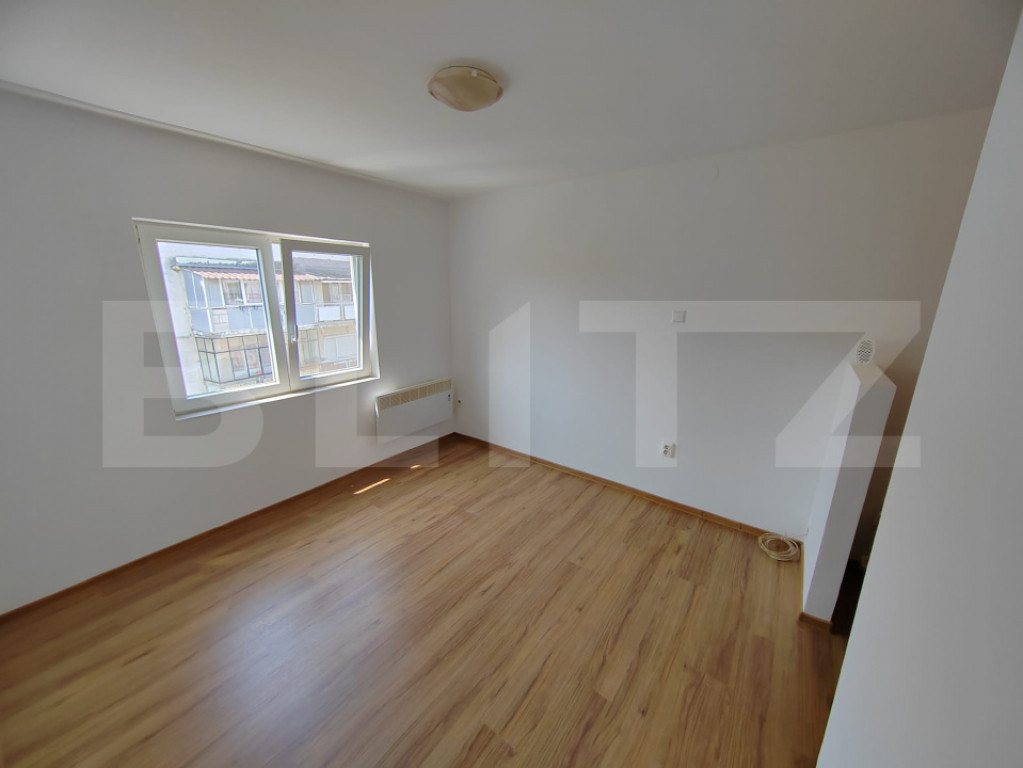 Garsoniera de vanzare, 16 mp, zona Micro 16