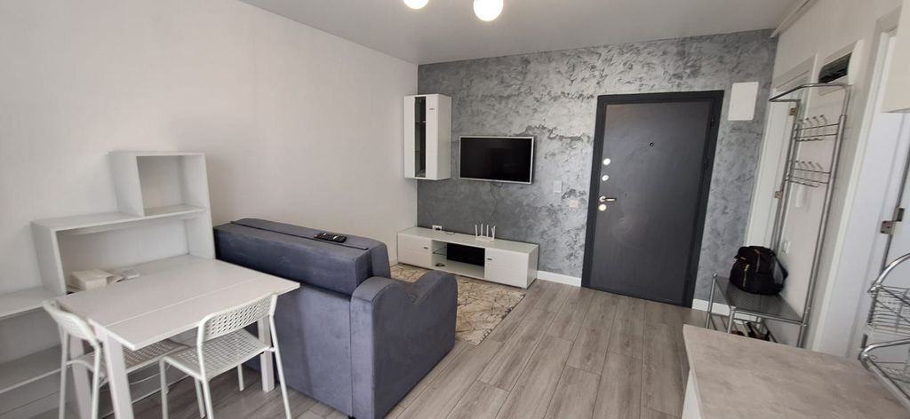 Studio 42mp Aparatorii Patriei 4/6