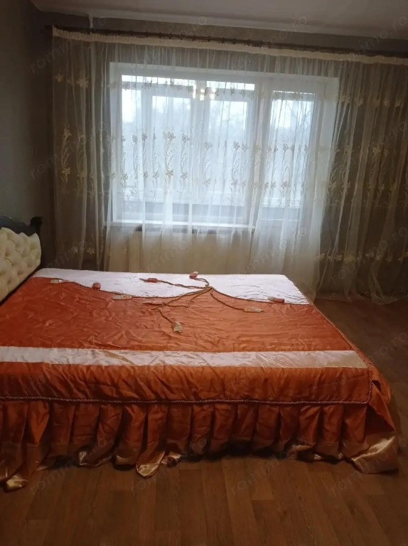 Garsoniera la Facultatea de Drept, zona Izvor