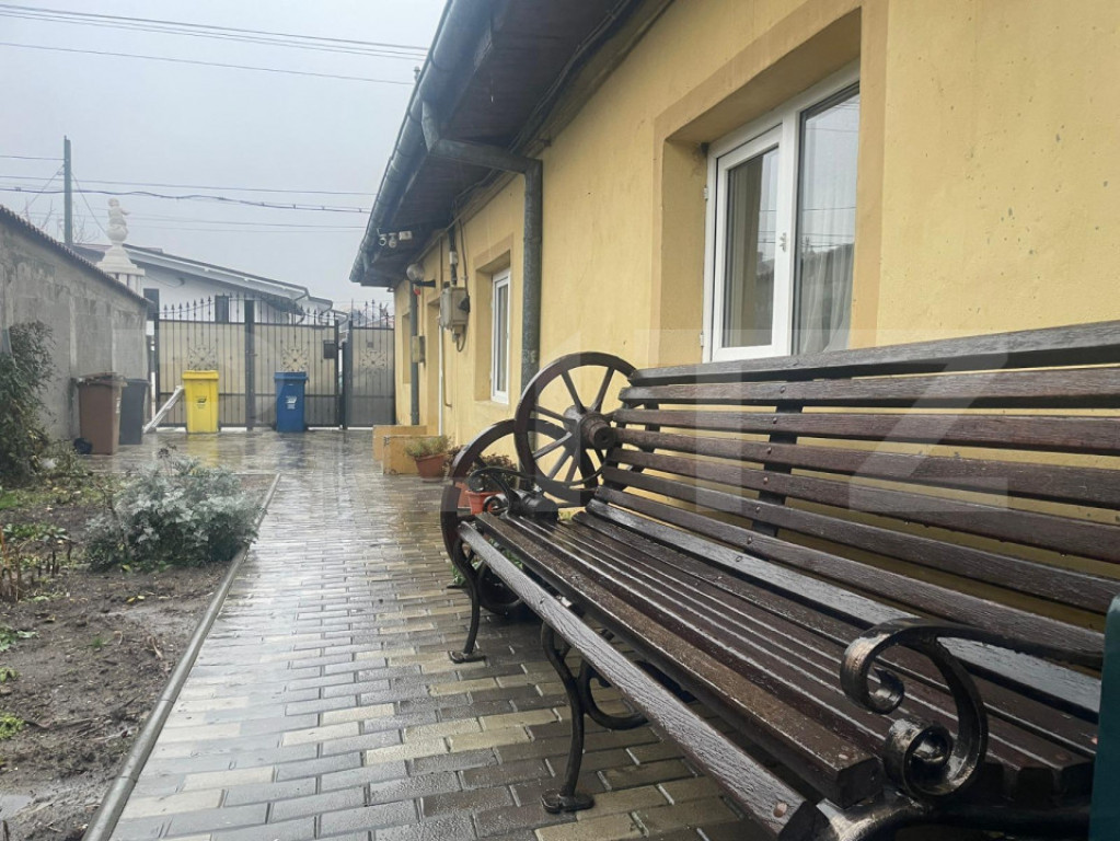 Casa 152 mp construiti, teren 438 mp, Scoala 17, Romanesti