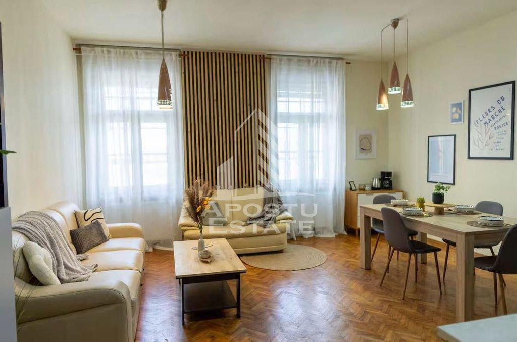 Apartament cu farmec istoric, Piața Victoriei, 63 mp uti...