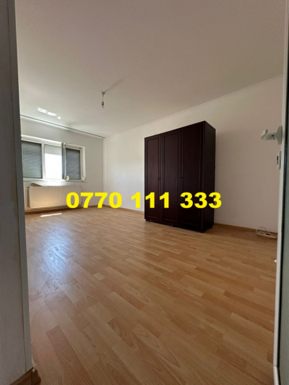 - Apartament 2 camere decomandat, zona Radu Negru.