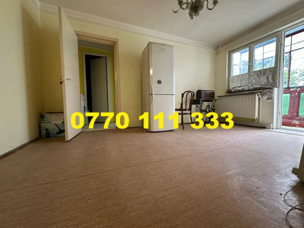 - Apartament 2 camere confort 2, zona Viziru 1, etaj 3.