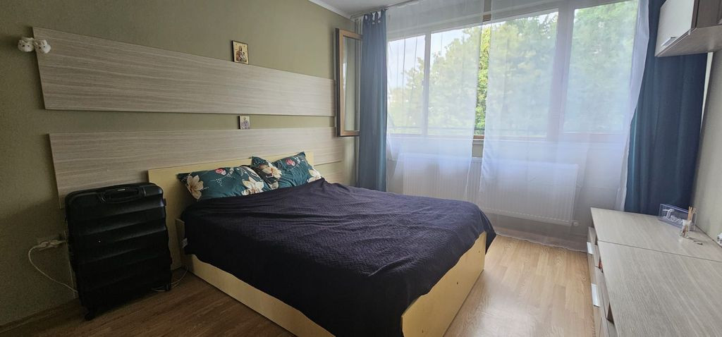 Garsoniera de vanzare in Tiglina 1 – Etaj 2, mobilata s...