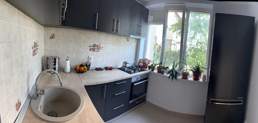 2 camere - renovat complet - Str Garii de Nord