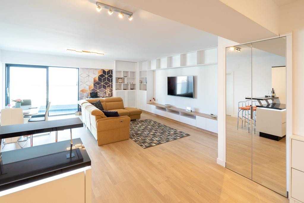 UPGROUND RESIDENCE 2 camere complet mobilat/utilat