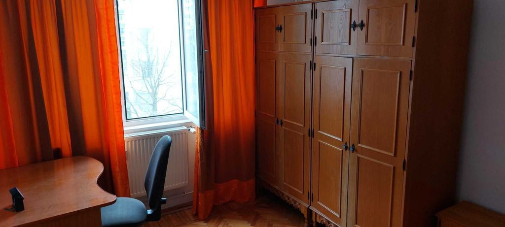 De vanzare garsoniera in Micro 17