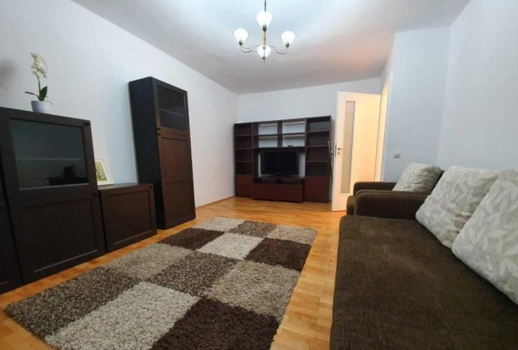 Nerva traian etaj 4 decomandat