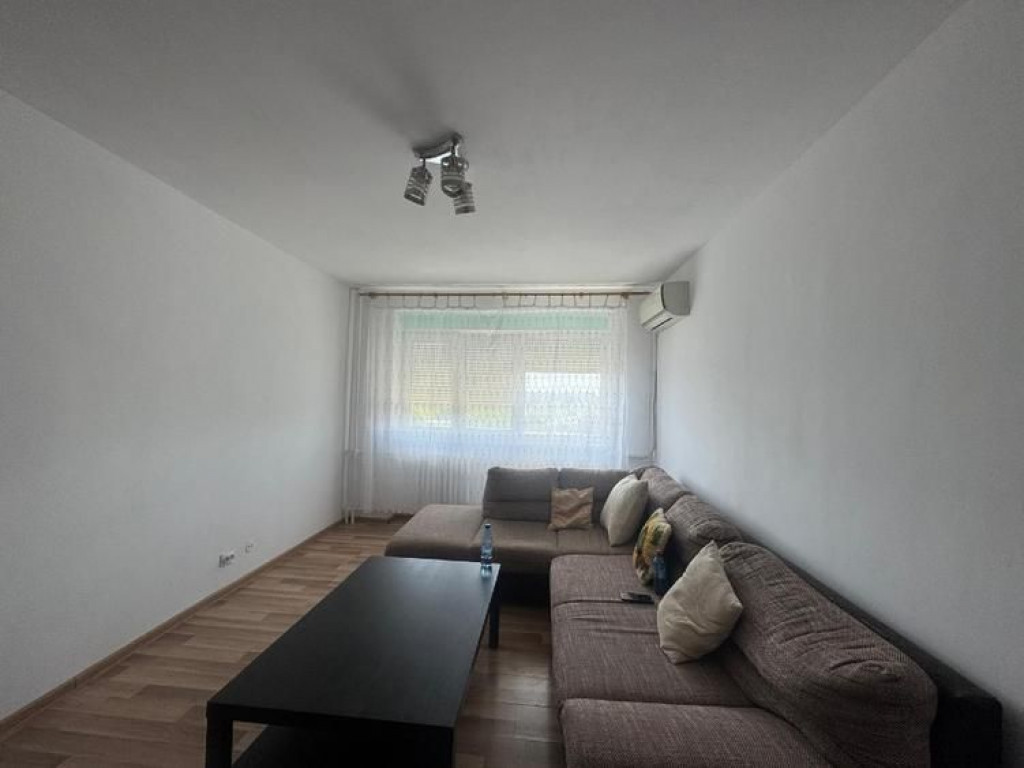 Apartament 3 camere zona Brancoveanu