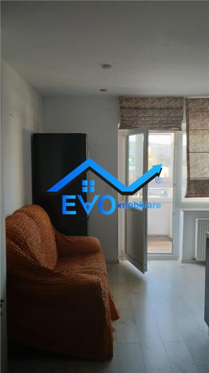 Apartament cu 1 camera, decomandat, aer conditionat, zona Mo