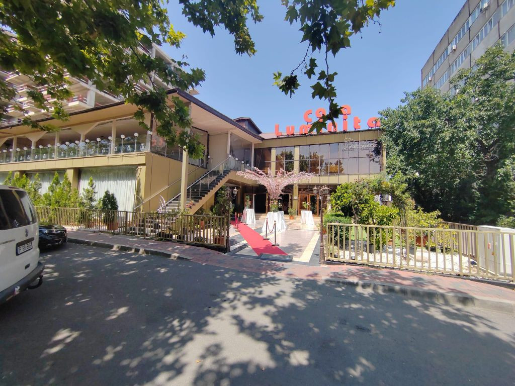 De vânzare – Restaurant Casa Luminita-Super Afacere