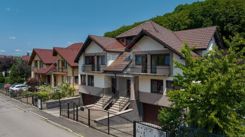 Liniște, spațiu și natură în Green Valley – Comisi...